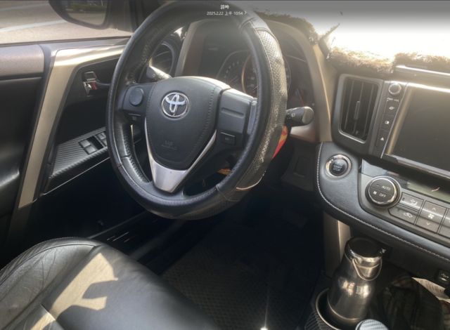 TOYOTA豐田 RAV4  第7張相片