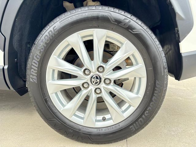 TOYOTA豐田 COROLLA CROSS  第31張相片