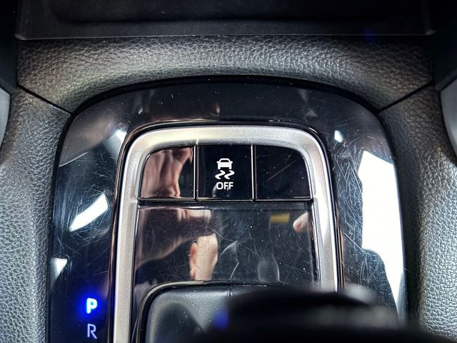 TOYOTA豐田 COROLLA CROSS  第35張相片