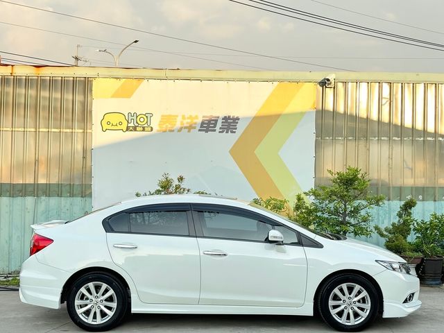 HONDA本田 CIVIC  第9張相片