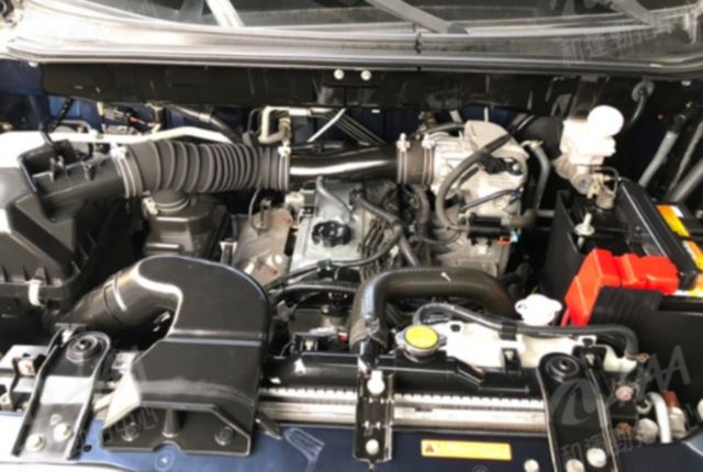 MITSUBISHI三菱 ZINGER  第6張相片