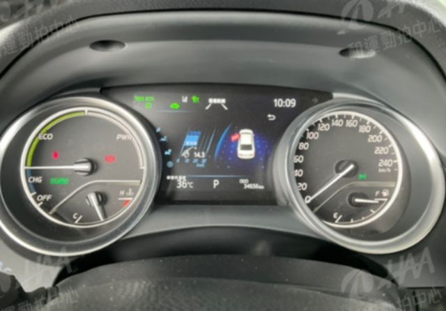 TOYOTA豐田 CAMRY HYBRID  第5張相片