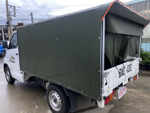 TOYOTA豐田 TOWN ACE  第4張相片