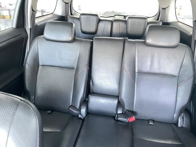 TOYOTA豐田 WISH  第6張相片