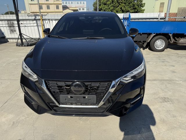 NISSAN日產 SENTRA  第3張相片