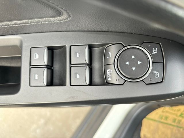 FORD福特 FOCUS  第20張相片