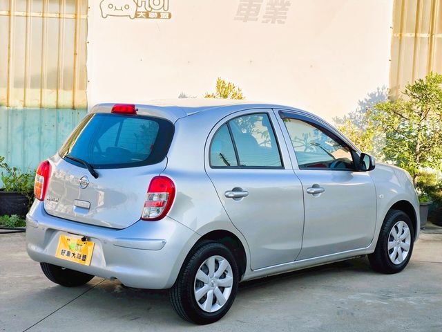NISSAN日產 MARCH  第2張相片