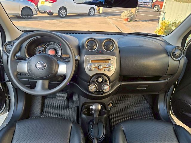 NISSAN日產 MARCH  第5張相片
