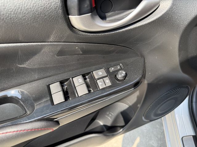 TOYOTA豐田 YARIS S  第7張相片