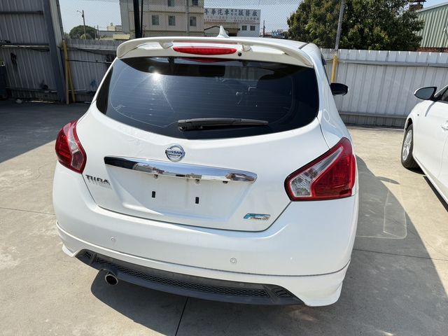 NISSAN日產 TIIDA  第4張相片