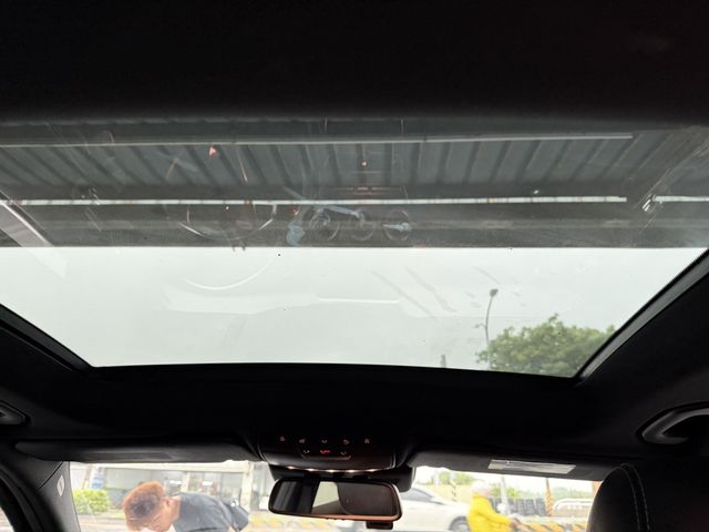 M-BENZ賓士 C300  第8張相片