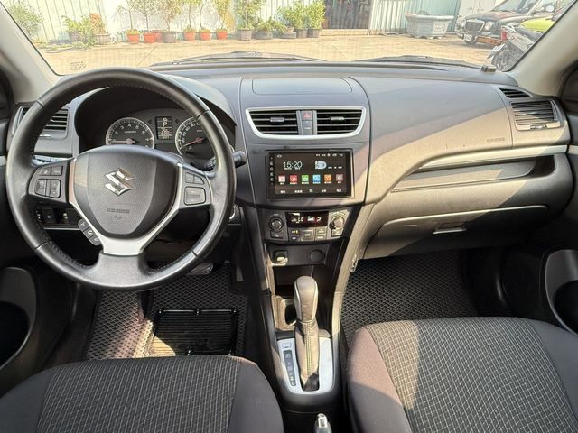 SUZUKI鈴木 SWIFT  第5張相片