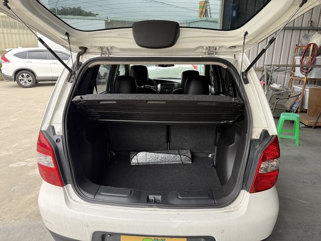 NISSAN日產 LIVINA  第8張相片