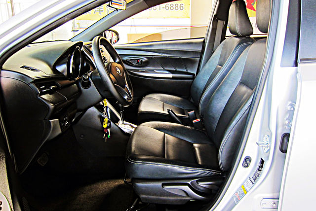 TOYOTA豐田 YARIS  第9張相片