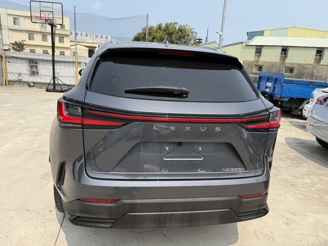 LEXUS凌志 NX350H  第4張相片