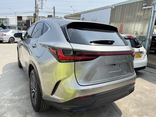 LEXUS凌志 NX200  第4張相片
