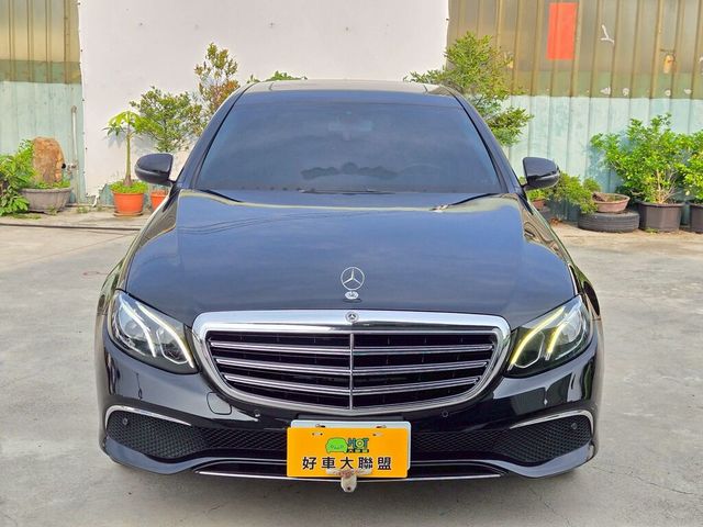 M-BENZ賓士 E200  第3張相片