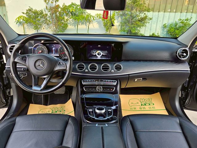 M-BENZ賓士 E200  第5張相片