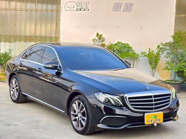 M-BENZ賓士 E200  第7張相片