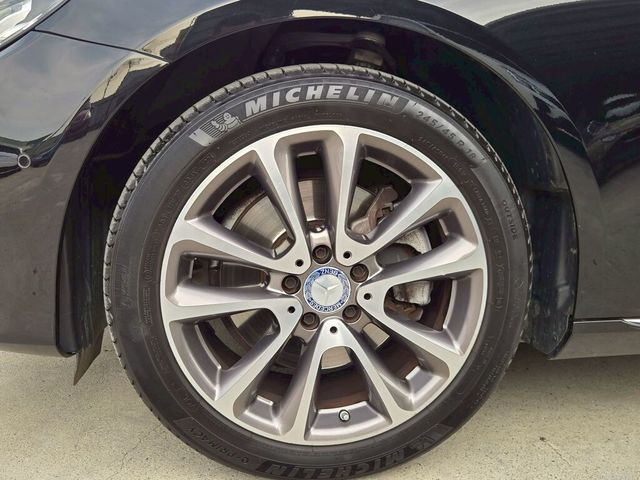 M-BENZ賓士 E200  第17張相片