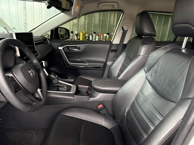 TOYOTA豐田 RAV4  第5張相片