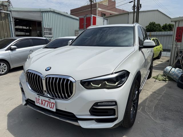 BMW寶馬 X5 XDRIVE25D  第1張相片