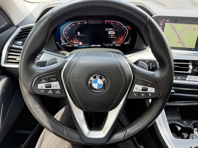 BMW寶馬 X5 XDRIVE25D  第5張相片