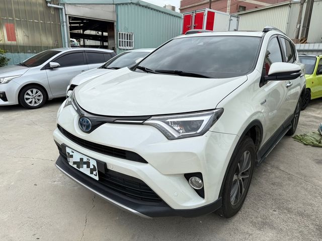 TOYOTA豐田 RAV4  第1張相片