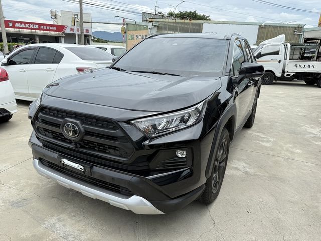 TOYOTA豐田 RAV4  第1張相片