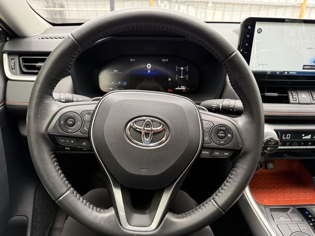 TOYOTA豐田 RAV4  第5張相片