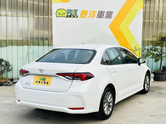 TOYOTA豐田 ALTIS  第2張相片