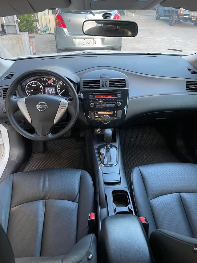 NISSAN日產 TIIDA  第5張相片