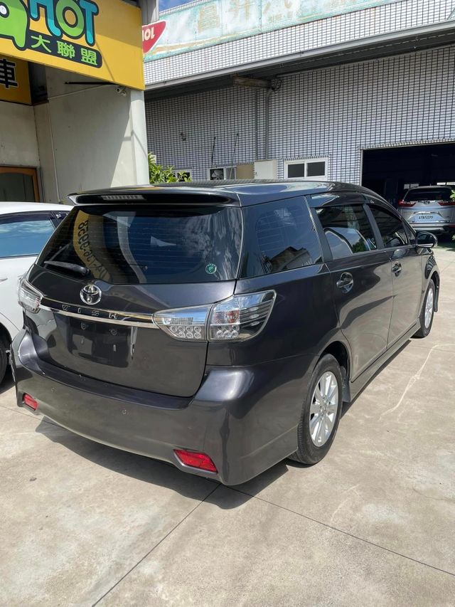 TOYOTA豐田 WISH  第6張相片