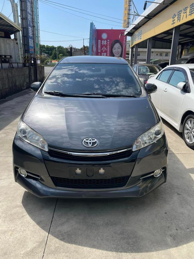 TOYOTA豐田 WISH  第9張相片