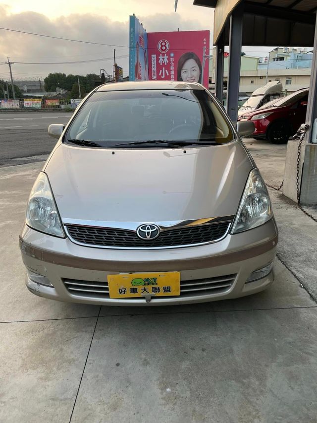 TOYOTA豐田 WISH  第7張相片