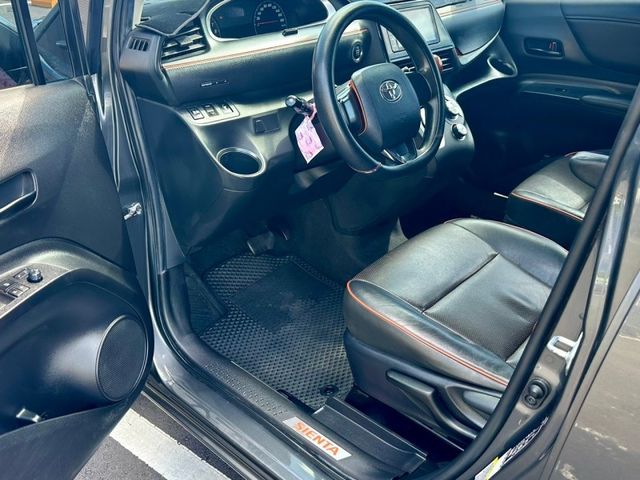 Toyota SIENTA  第10張相片
