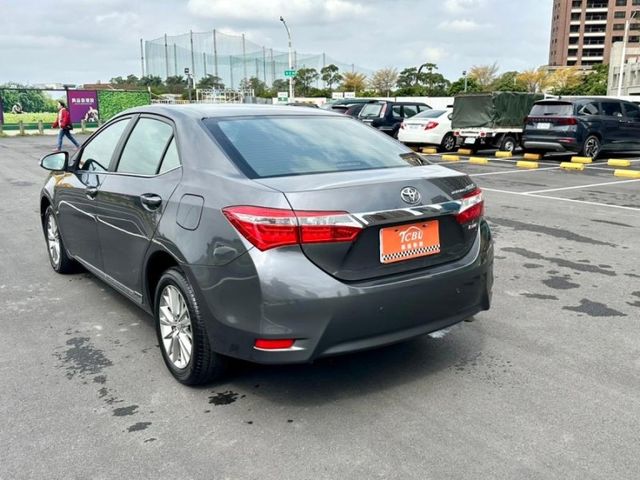 Toyota ALTIS  第4張相片