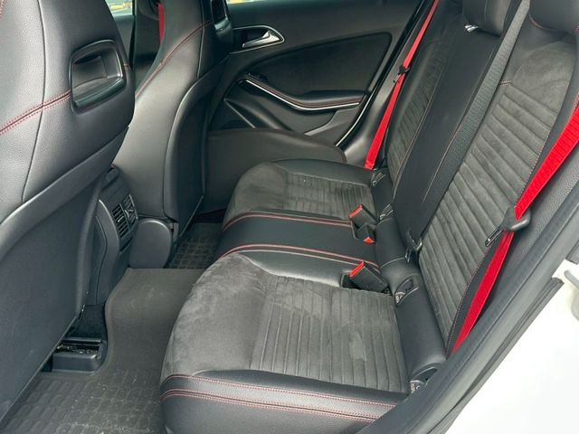 Mercedes-Benz/賓士 A-CLASS  第1張相片