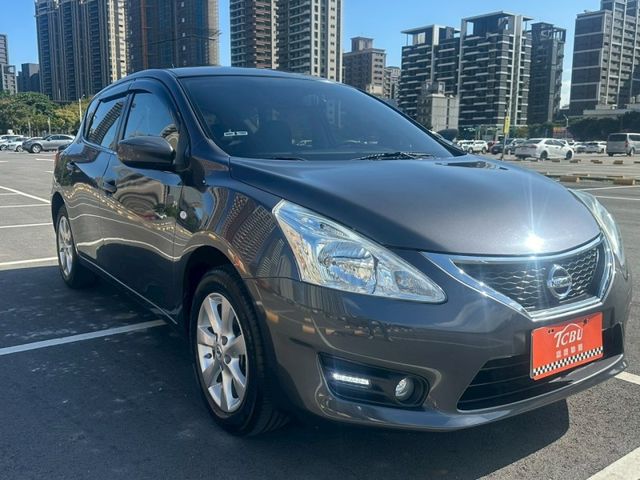 Nissan Tiida  第7張相片