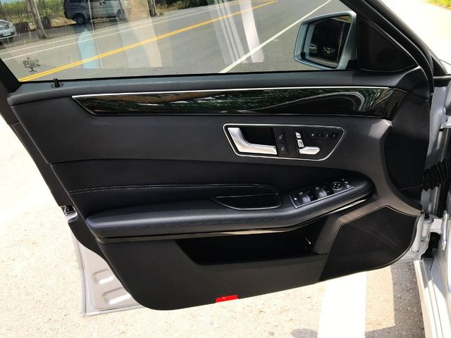 M-BENZ賓士 E200  第5張相片
