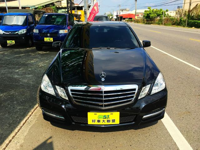 M-BENZ賓士 E200  第2張相片