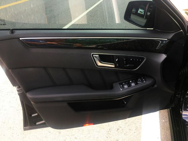 M-BENZ賓士 E200  第5張相片