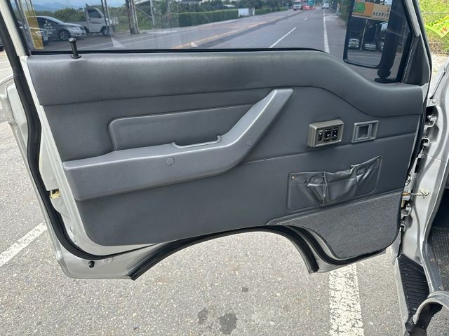 MITSUBISHI三菱 DELICA  第5張相片