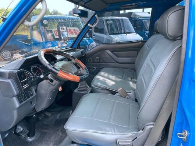 MITSUBISHI三菱 DELICA  第6張相片