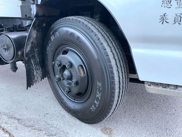 ISUZU五十鈴 ELF  第14張相片