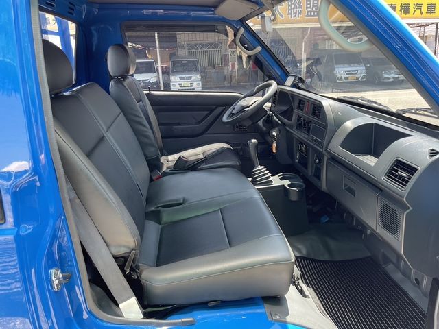 MITSUBISHI三菱 DELICA  第7張相片