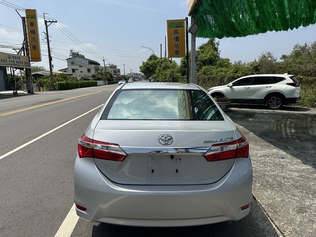 TOYOTA豐田 ALTIS  第4張相片