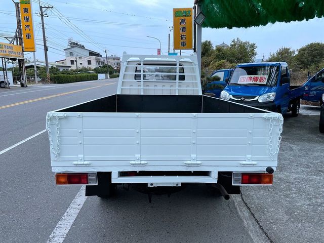 MITSUBISHI三菱 DELICA  第4張相片