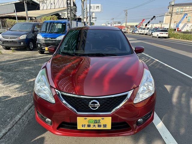 NISSAN日產 TIIDA  第2張相片