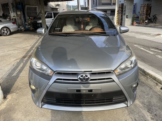 TOYOTA豐田 YARIS  第2張相片
